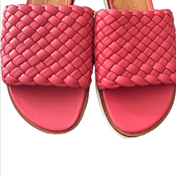 New! gentle souls - Lavern Lite Braided Slide Sandal - Picture 9 of 9